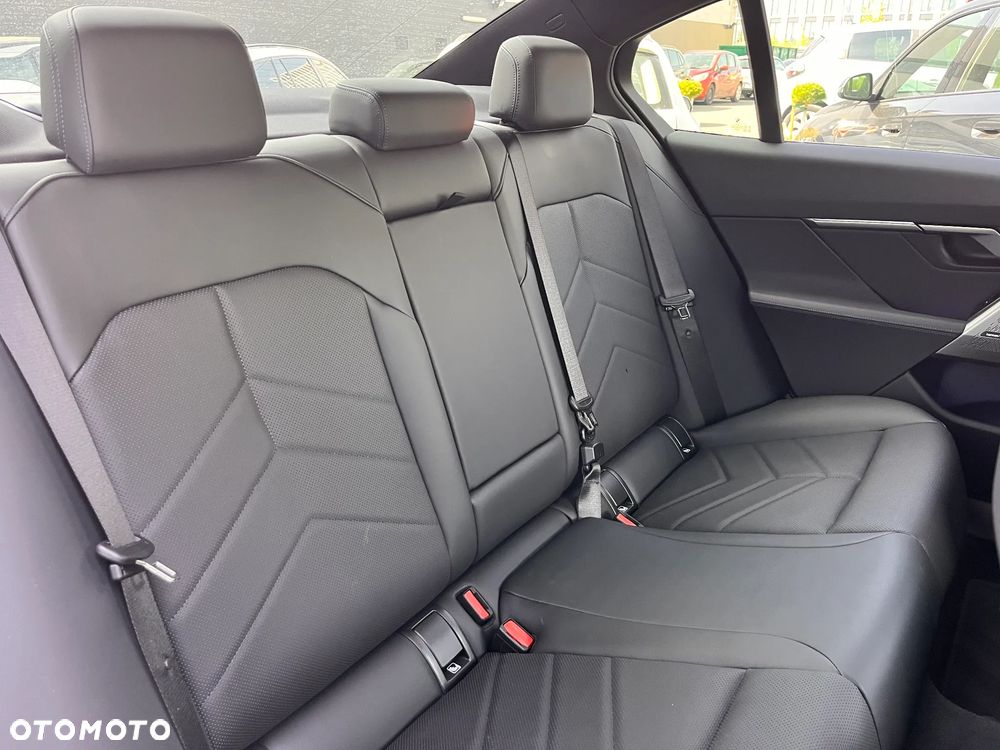 BMW Seria 5 - 28