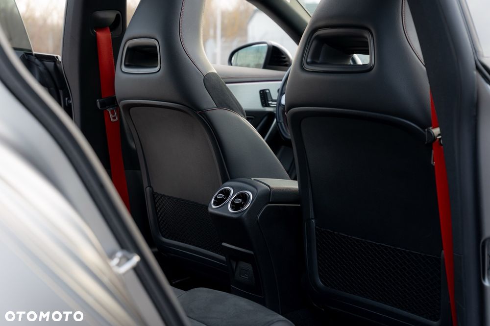 Mercedes-Benz CLA AMG 35 4-Matic 7G-DCT - 30