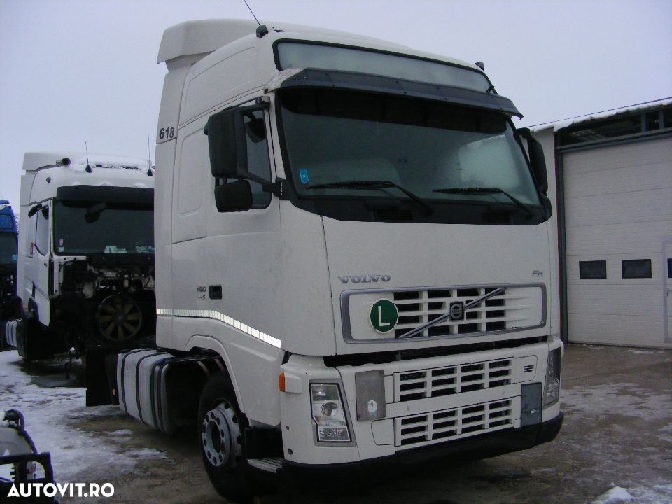 Dezmembram cap tractor Volvo FH 480 euro5 - 1