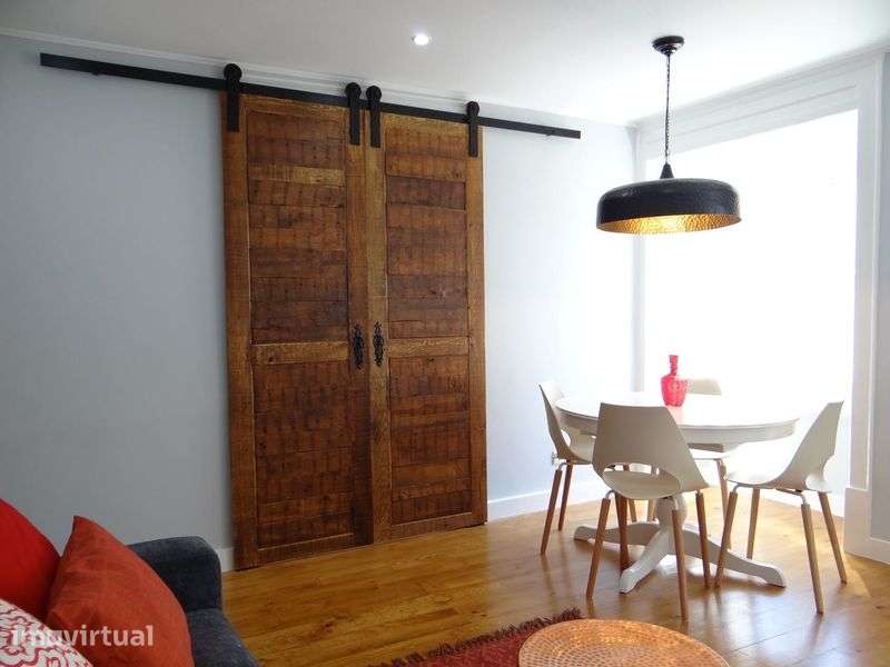 Apartamento T2 rua Afonso de Albuquerque Lisboa - Grande imagem: 2/11