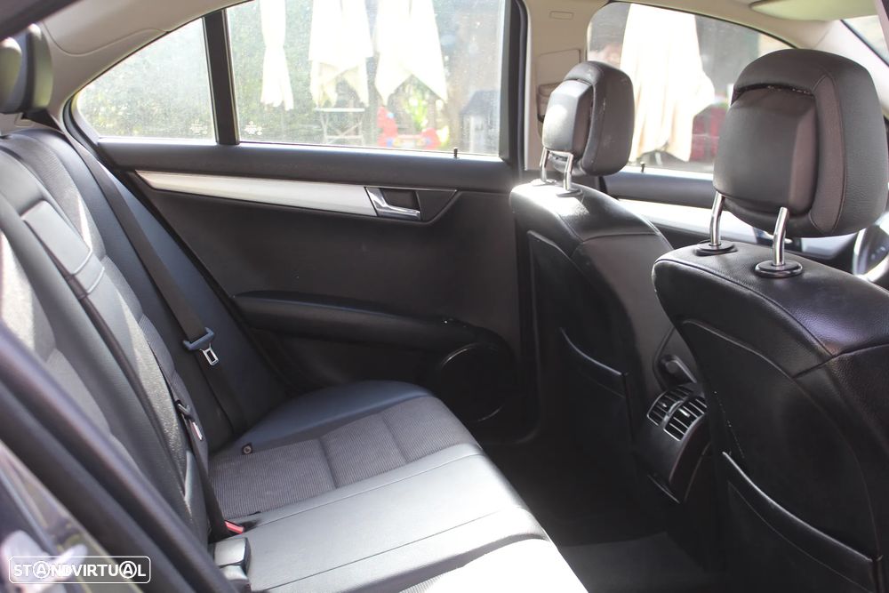 Mercedes-Benz C 220 CDi Avantgarde Aut. - 24