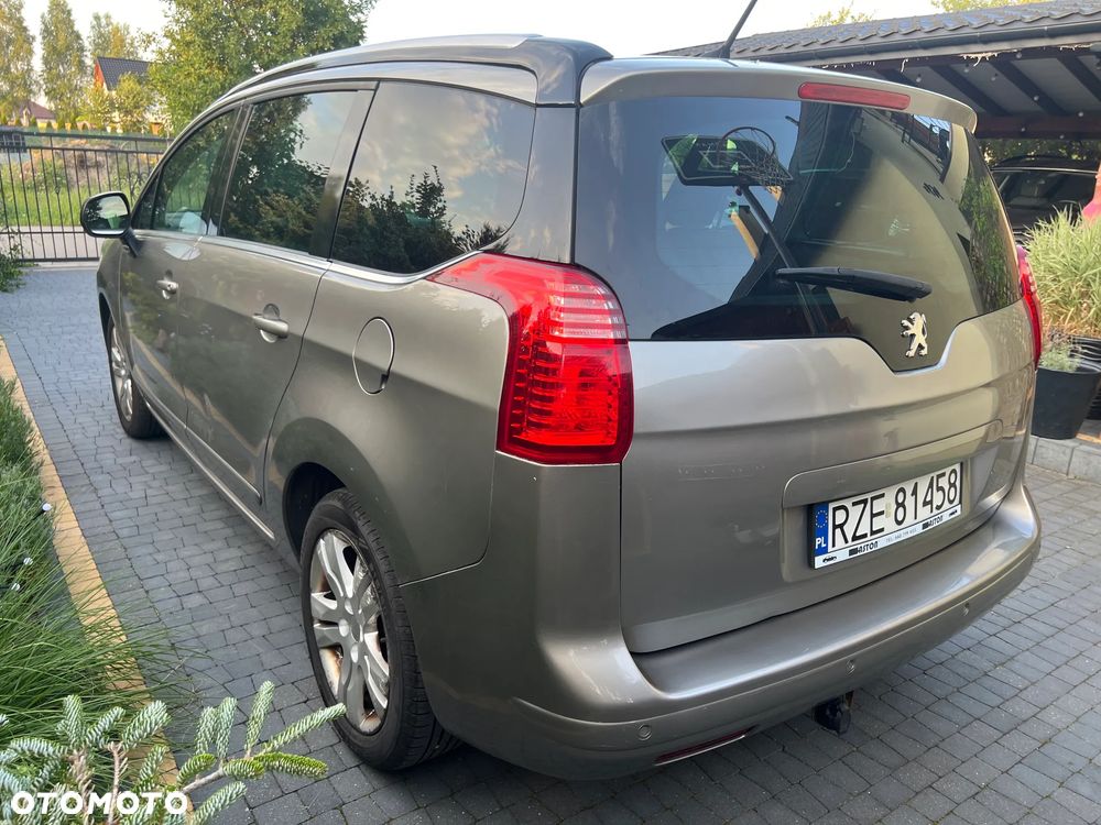 Peugeot 5008 - 6