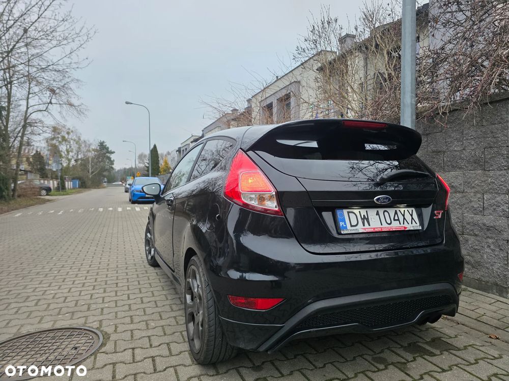 Ford Fiesta 1.6 EcoBoost ST - 3