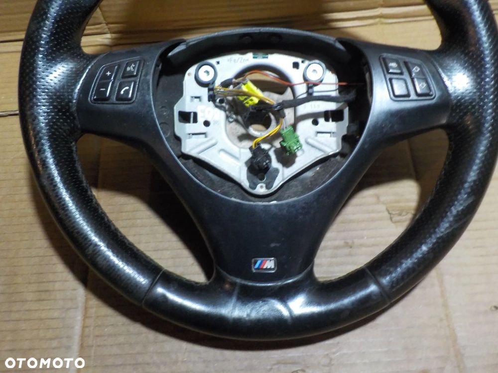 BMW SERIA 3 E92 M-PAKIET KIEROWNICA SKÓRA MULTIFUNKCJA - 2