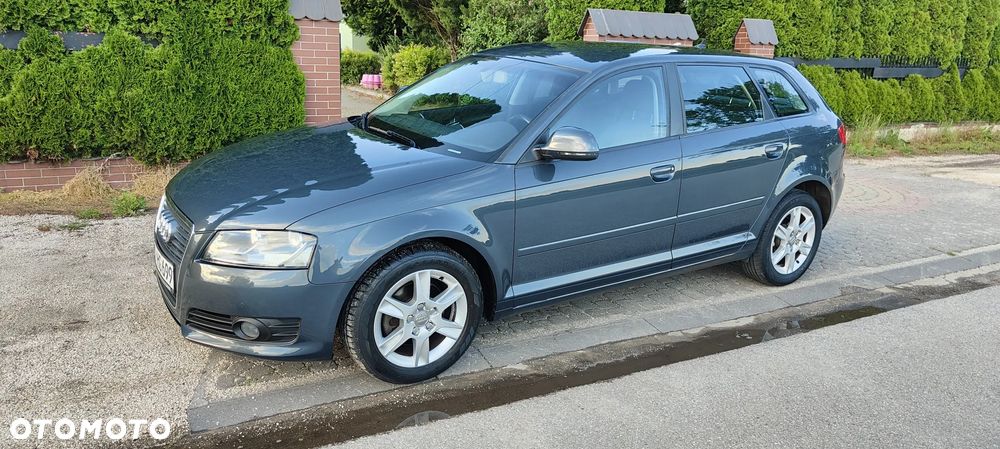 Audi A3 Sportback 2.0 TDI Attraction - 2