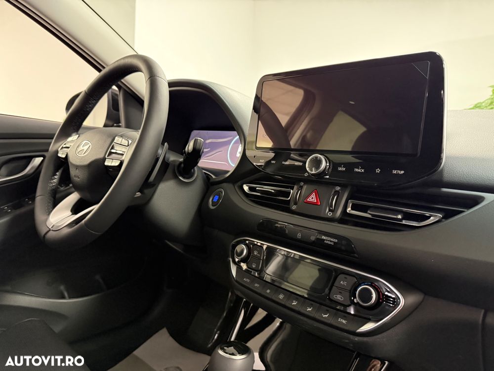 Hyundai i30 Fastback 1.5 T-GDI 140CP 7DCT MHEV Exclusive - 13