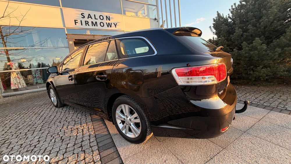 Toyota Avensis 2.0 Multidrive S Executive - 14