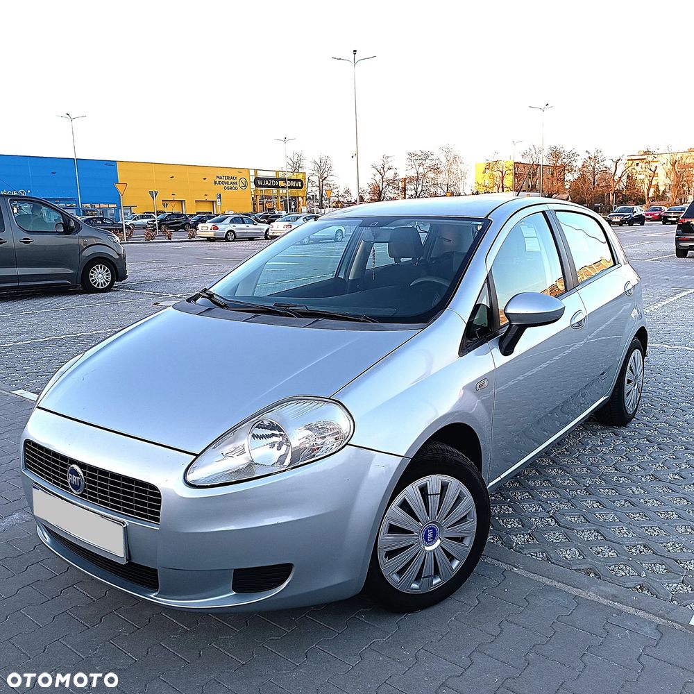 Fiat Grande Punto - 2