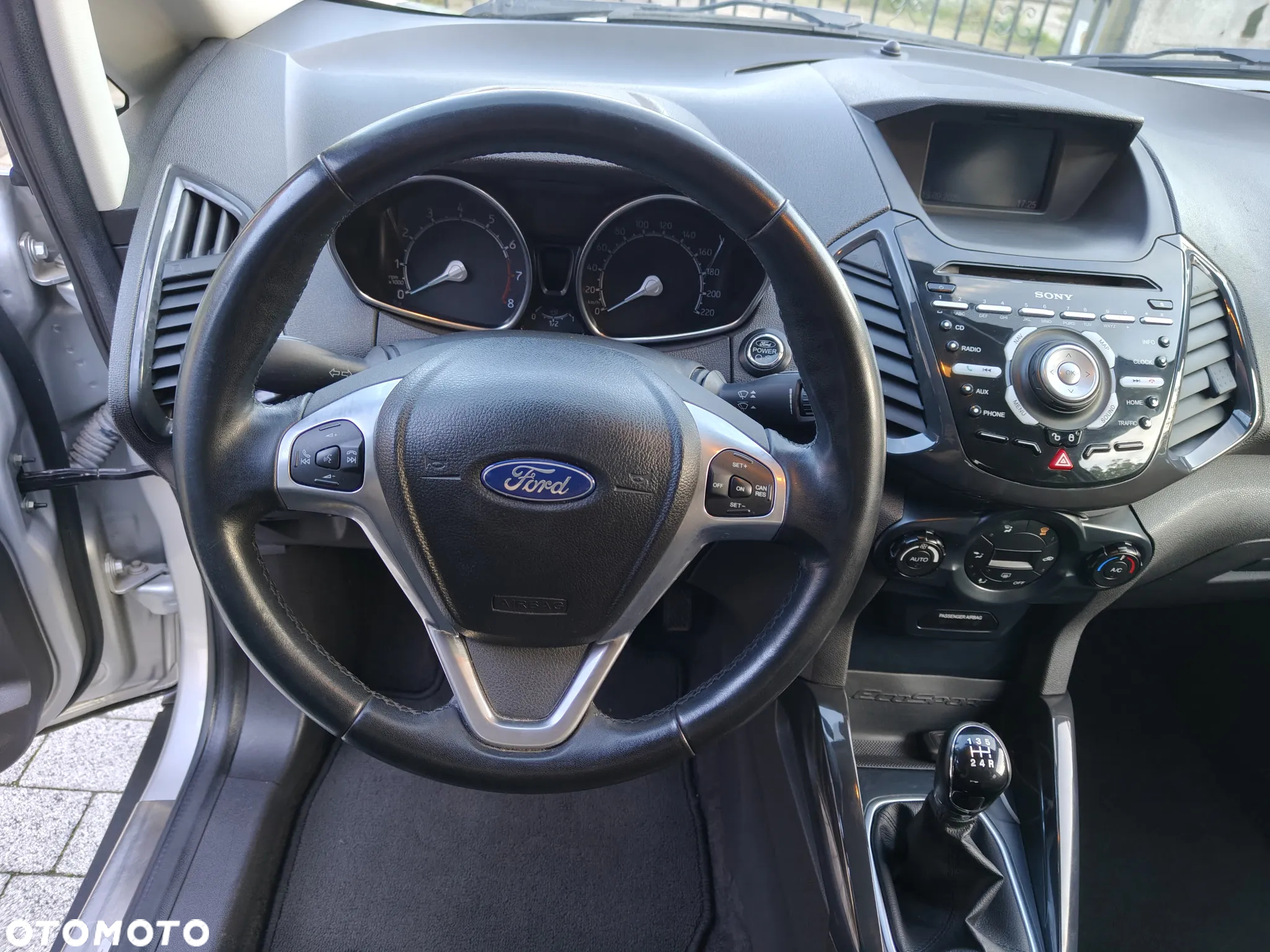 Ford EcoSport 1.0 EcoBoost TITANIUM - 14