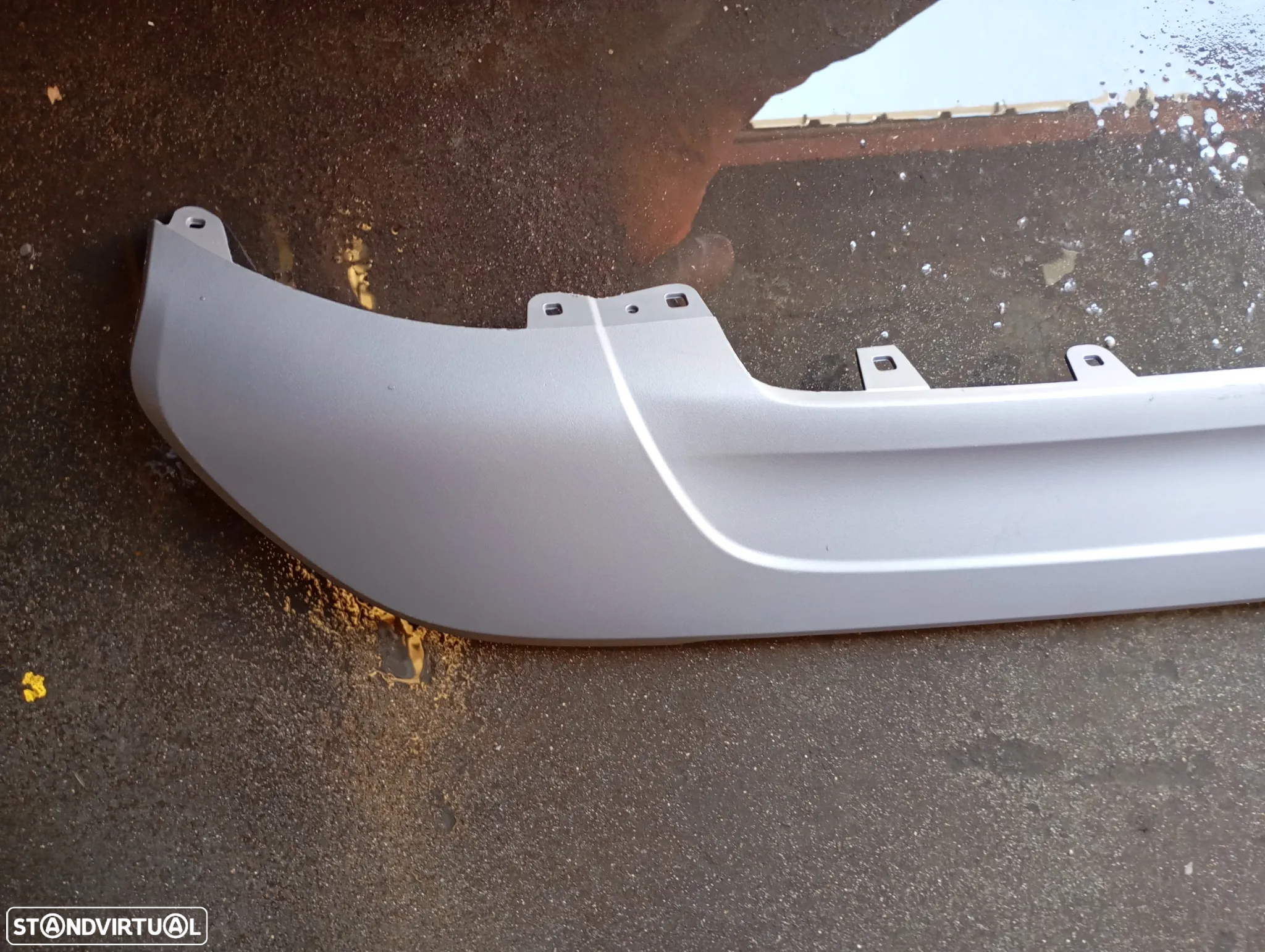 BMW X1 F48 DIFUSOR PARA CHOQUES TRÁS - DF004 - 4