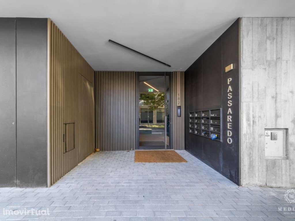 Apartamento T2 de luxo no primeiro piso do prestigiado Passaredo em... - Grande imagem: 4/20