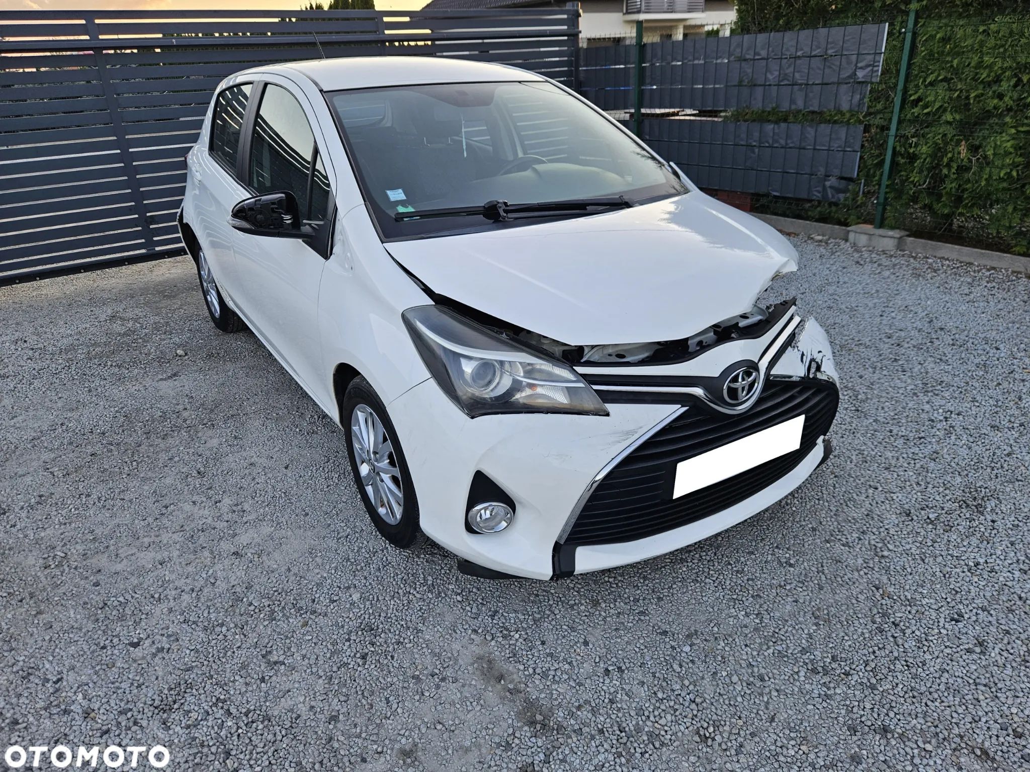 Toyota Yaris 1.4 D-4D Premium - 1