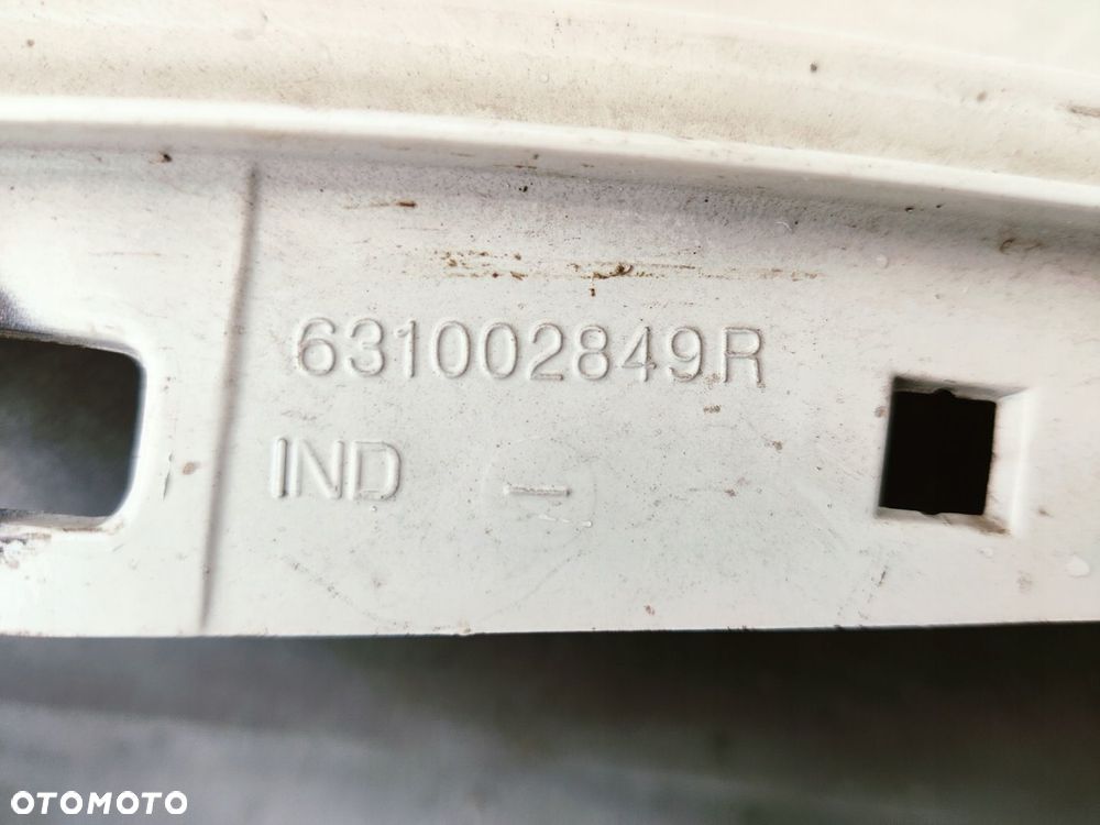 Błotnik prawy Renault Twingo 3 - 5