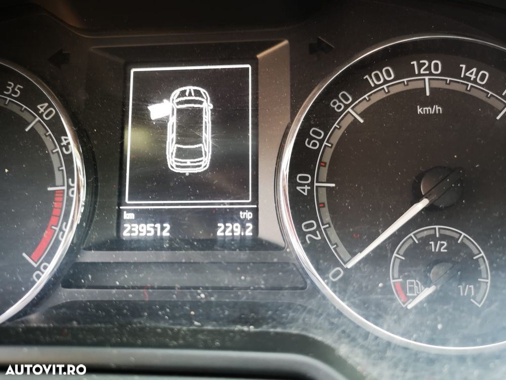 Skoda Octavia 2.0 TDI Tour - 3