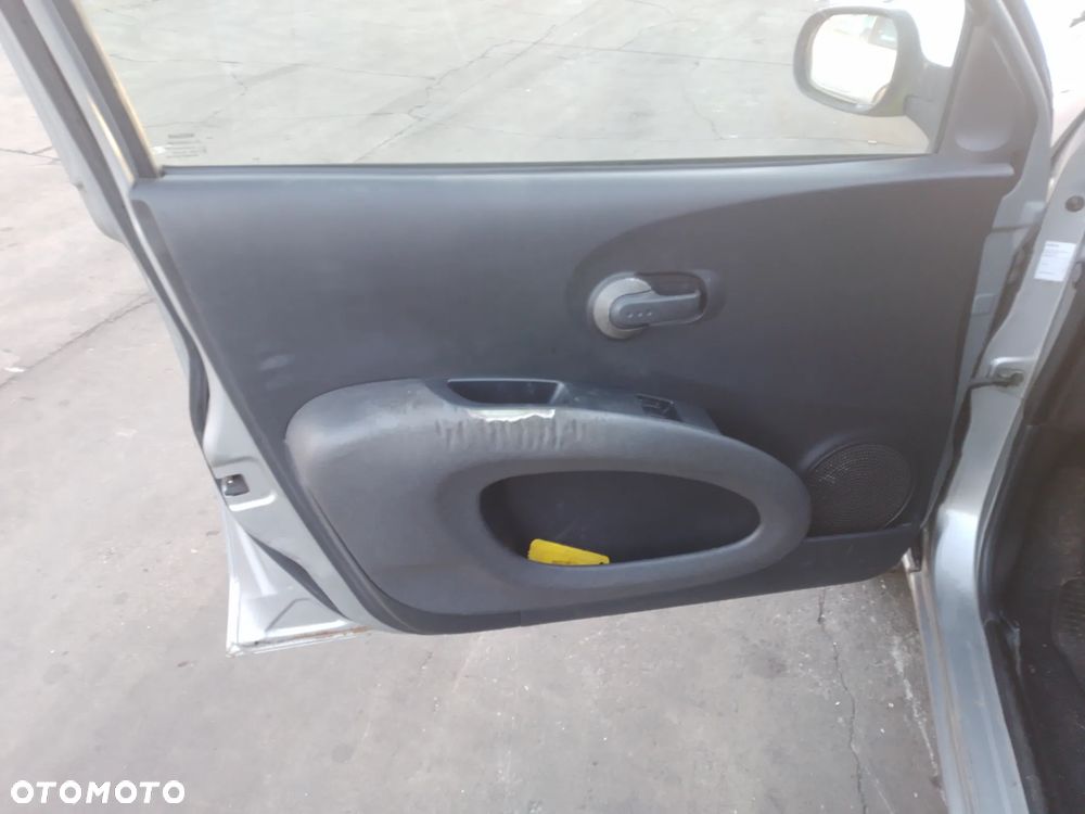 NISSAN MICRA K12 03-07 1.2 16V  LUSTERKO ZEWNĘTRZNE LEWE   KY0 G - 18
