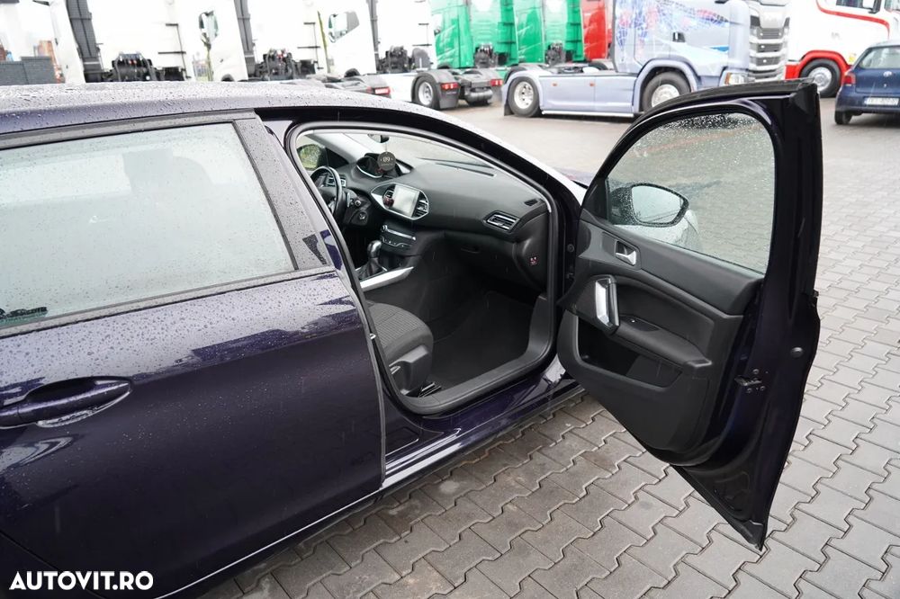 Peugeot 308 1.5 BlueHDi FAP STT EAT8 Active - 30