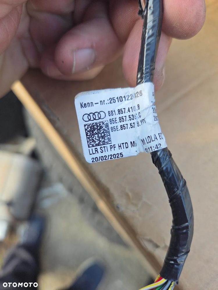 Lusterko prawe Audi A5 A-5 S5 III B10 8B1857410B 15 Pin - 15