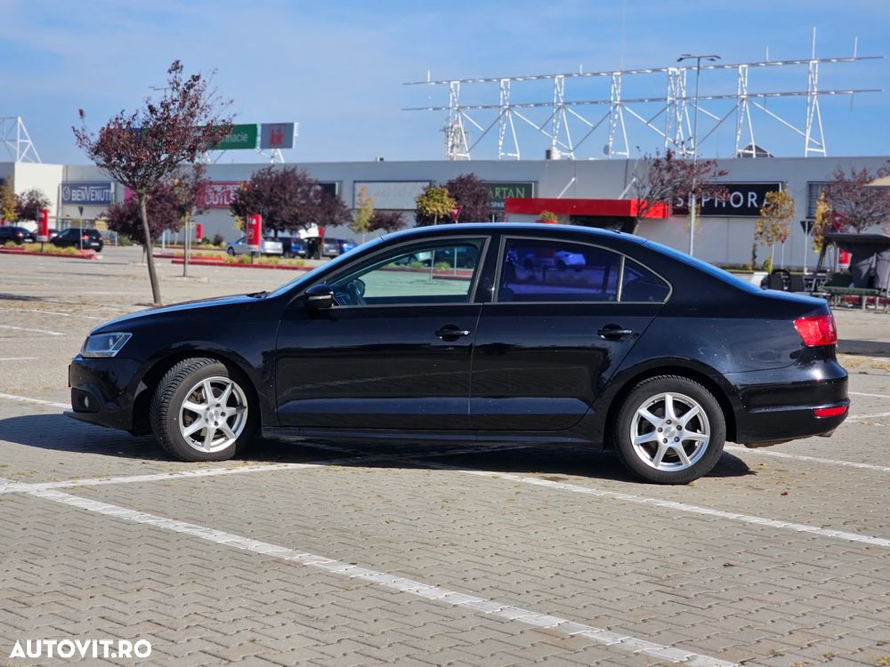 Volkswagen Jetta 2.0 TDI DPF Comfortline DSG - 24