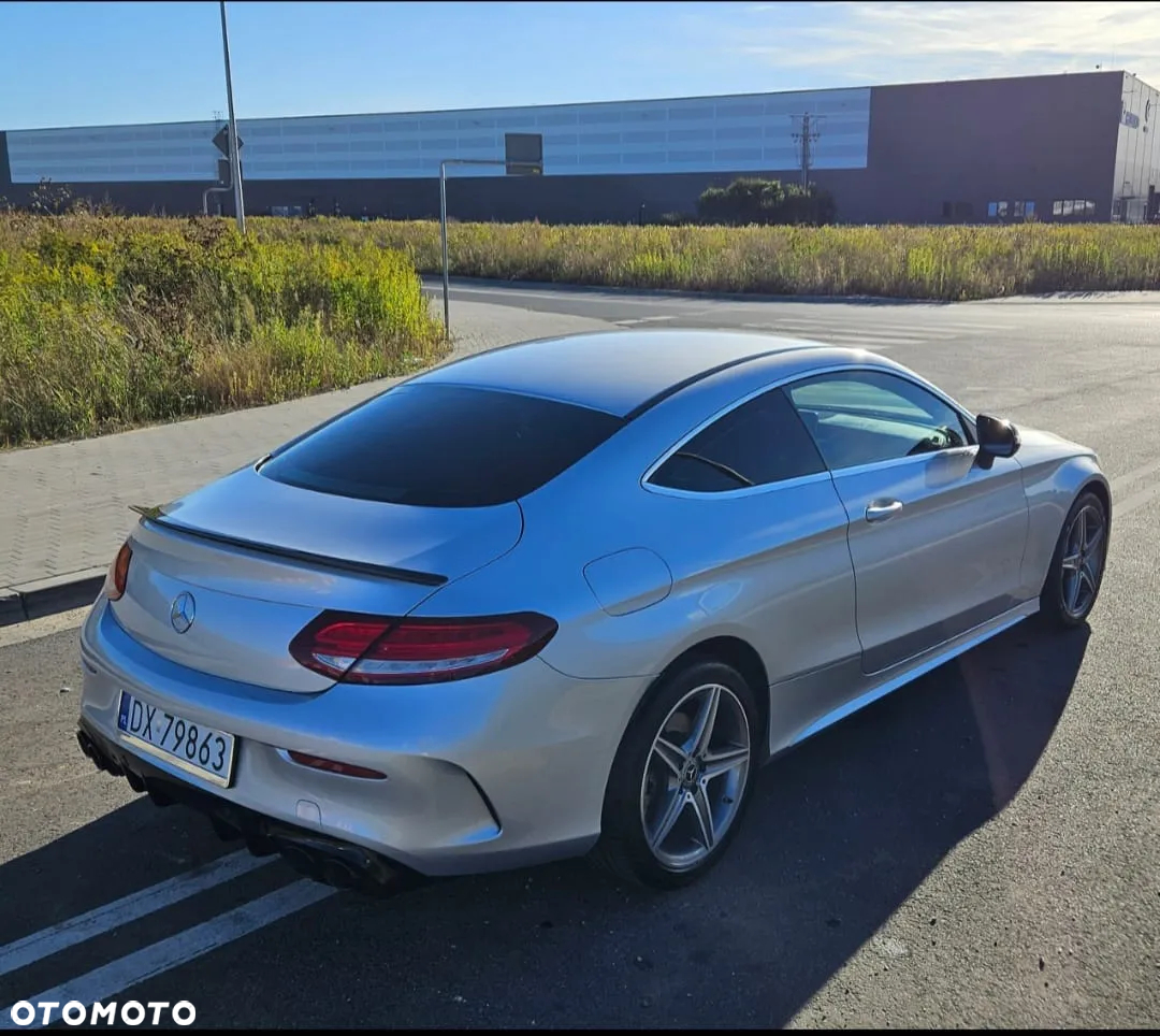 Mercedes-Benz Klasa C 200 Coupe 9G-TRONIC AMG Line - 2