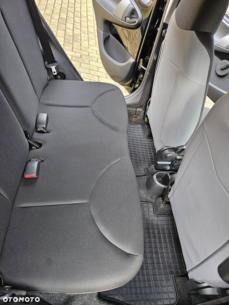 Toyota Auris 1.33 VVT-i Luna - 26