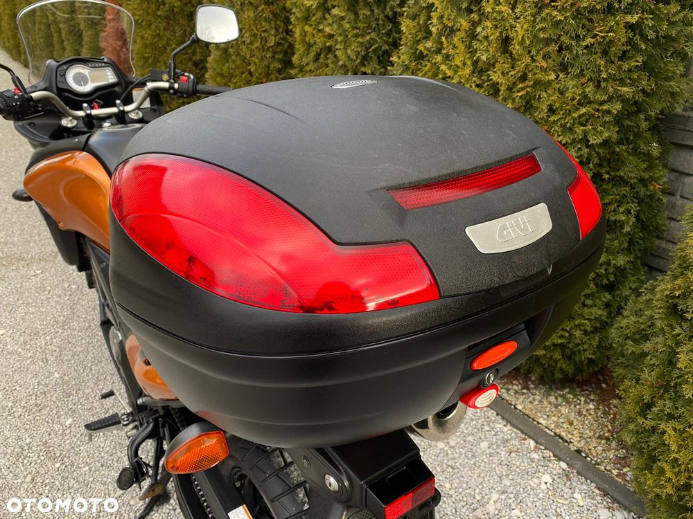 Suzuki V-STROM - 35