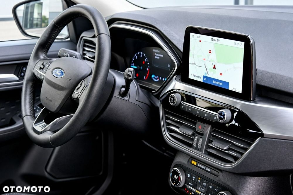 Ford Kuga - 16
