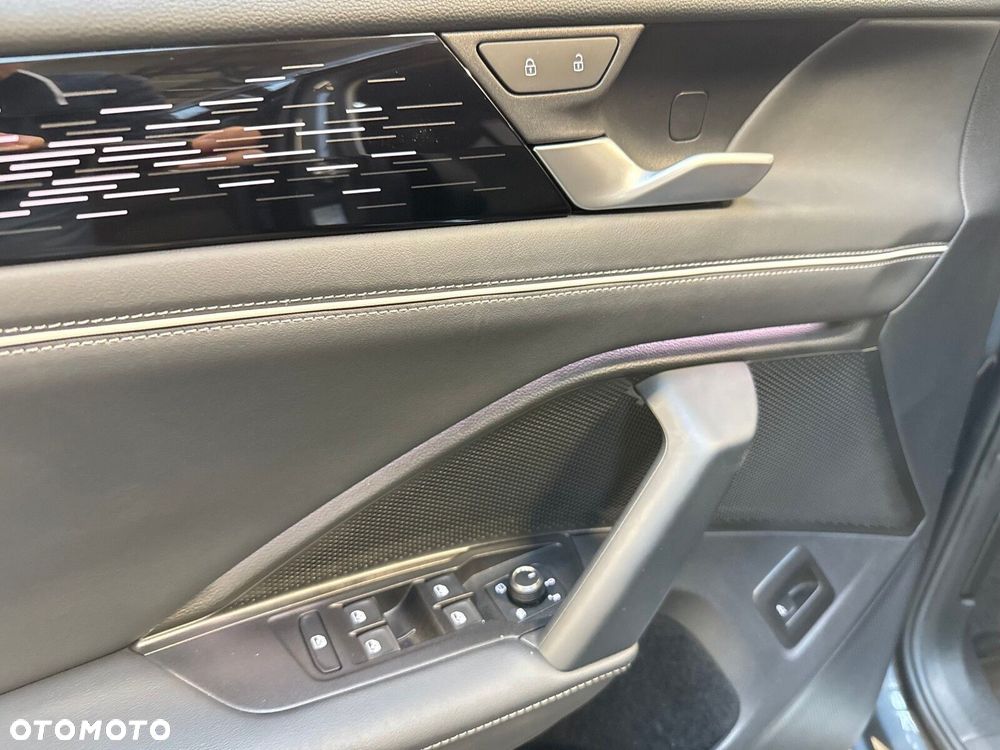 Volkswagen Tiguan 1.5 eTSI Elegance DSG - 10