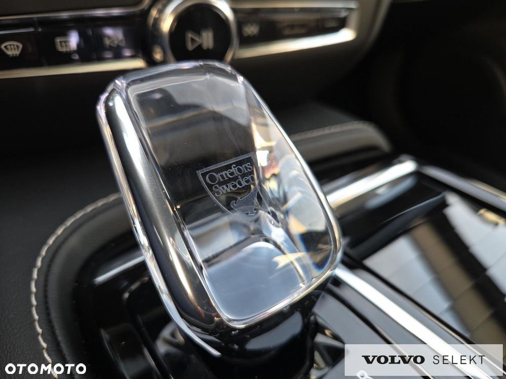 Volvo S60 T8 Recharge AWD Ultimate Dark - 27