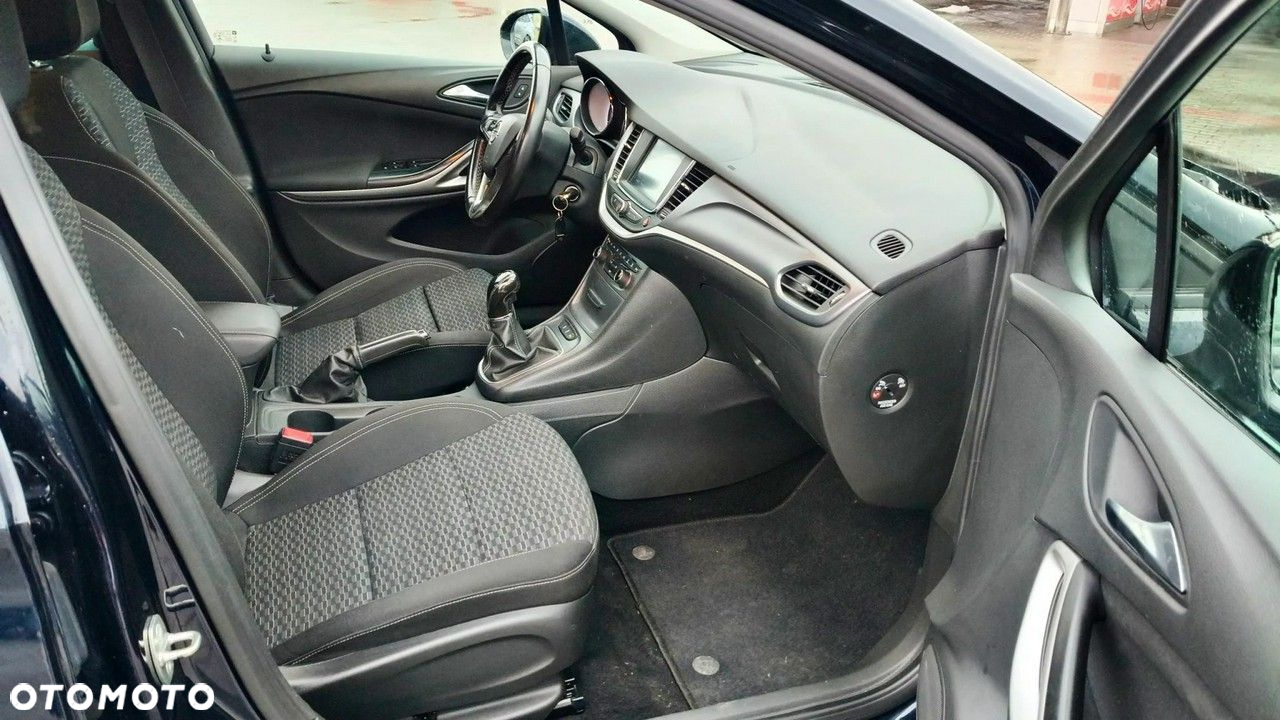 Opel Astra - 10