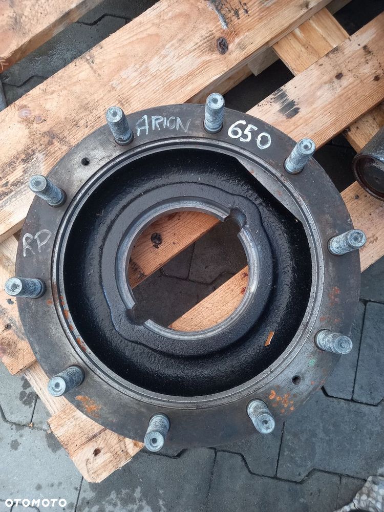 Most przód Carraro 20.29SI 17.041/1 Renault John Deere Claas Arion 530 540 550 620 630 640 650 - 8