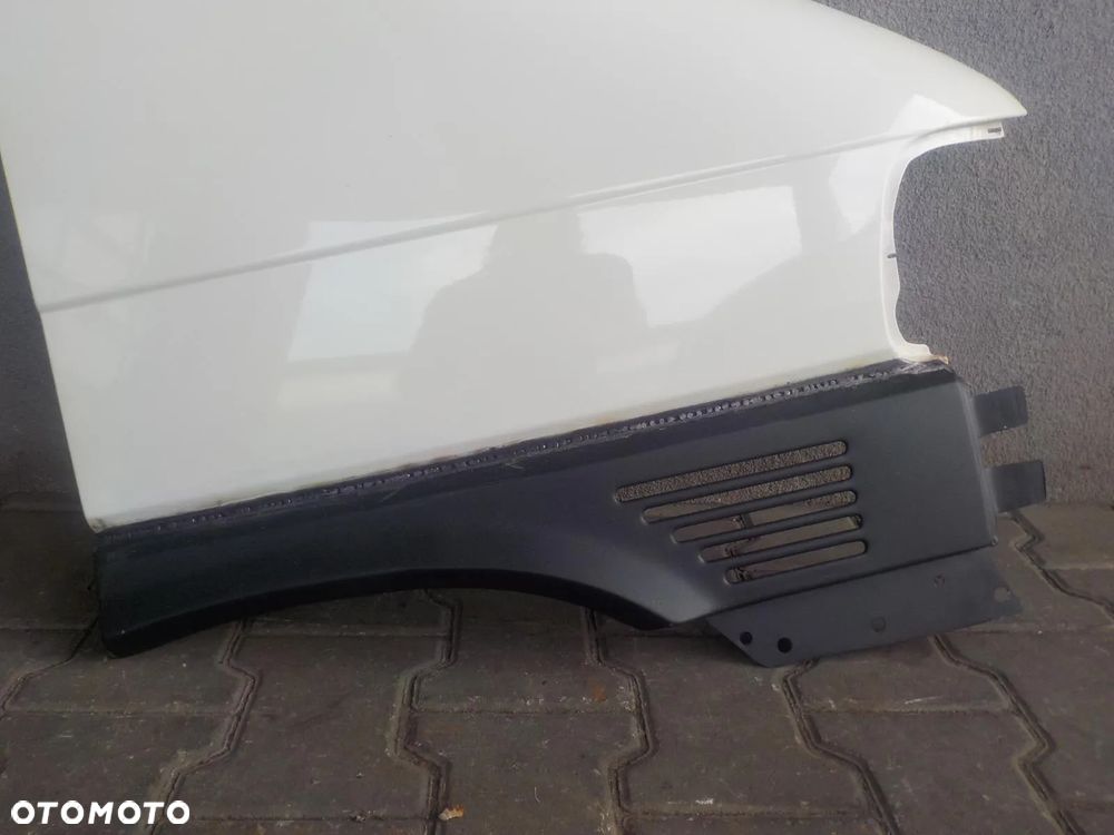 VW T4 CARAVELLE LIFT BŁOTNIK PRAWY PRZÓD - 3