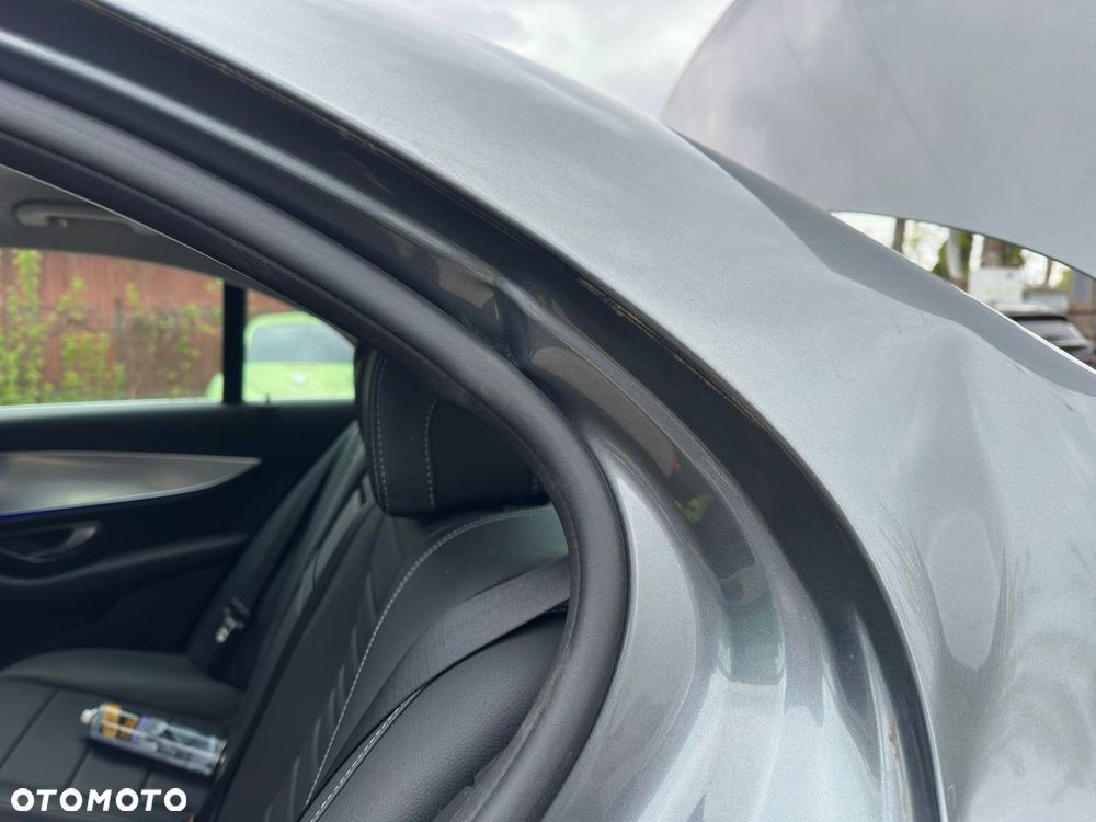 Mercedes-Benz Klasa E 300 de Business Edition - 9