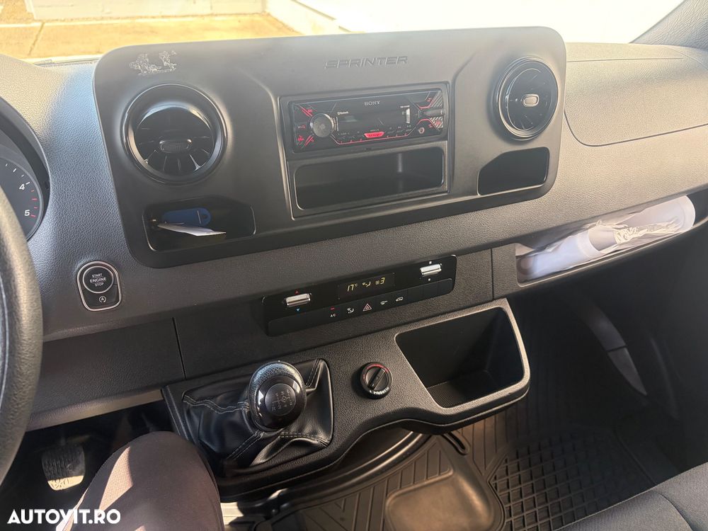 Mercedes-Benz Sprinter 317 CDI 170CP L2H1 RWD 6MT - 17