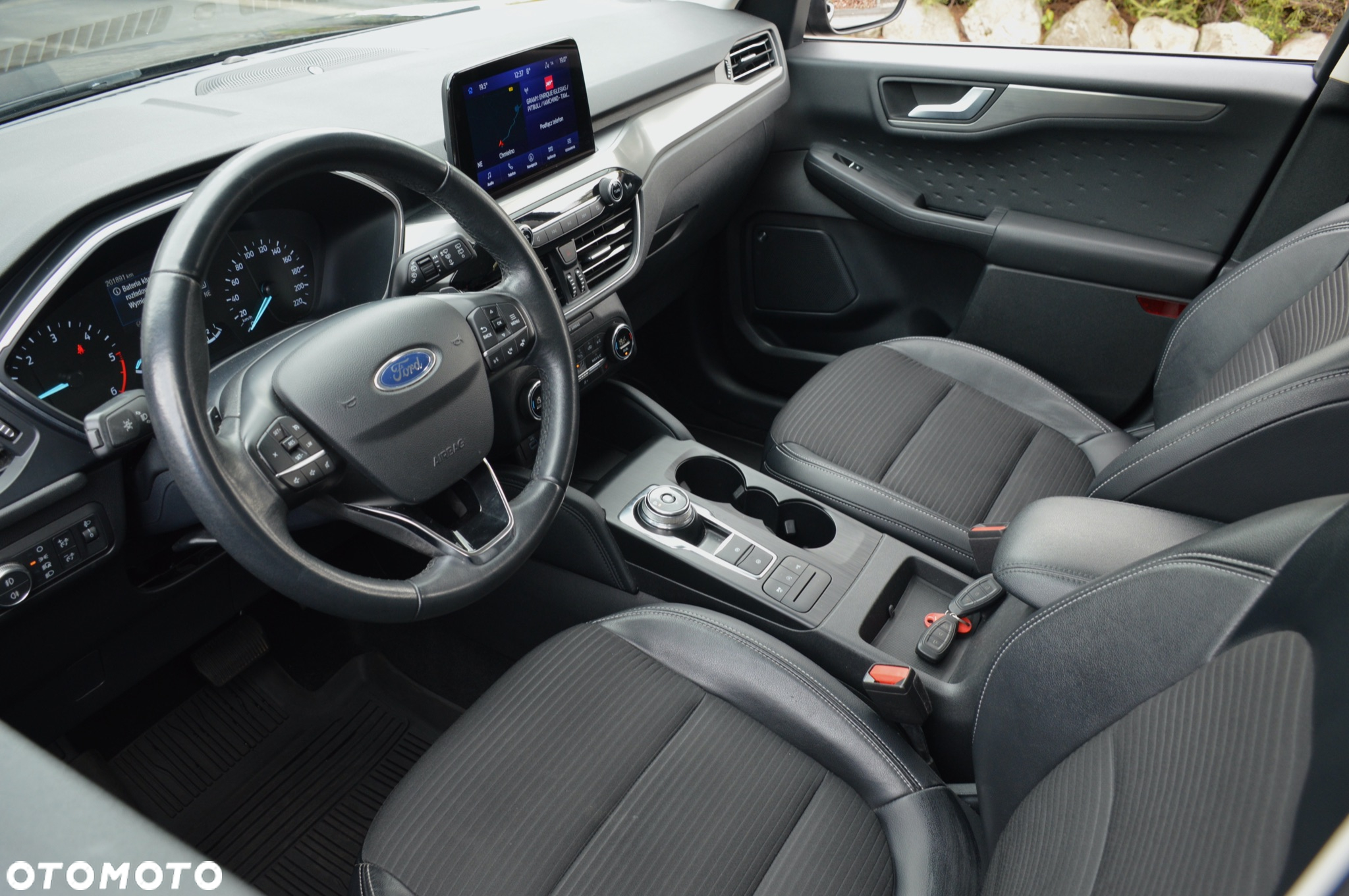 Ford Kuga 2.0 EcoBlue 4x4 TITANIUM - 19