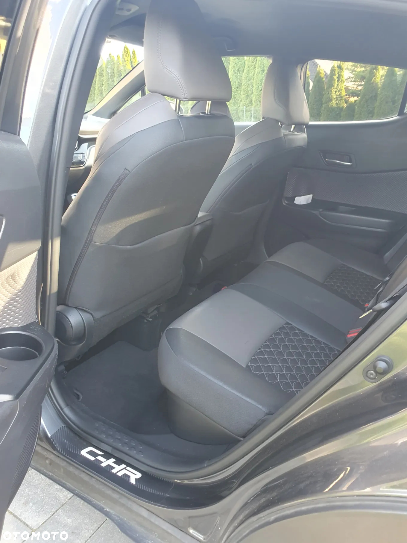Toyota C-HR 2.0 Hybrid Executive - 7