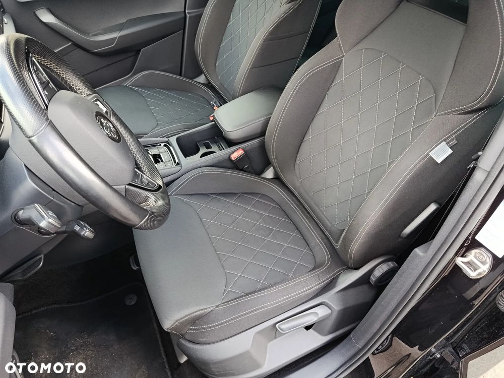 Skoda Karoq 1.5 TSI ACT 4x4 DSG Sportline - 9