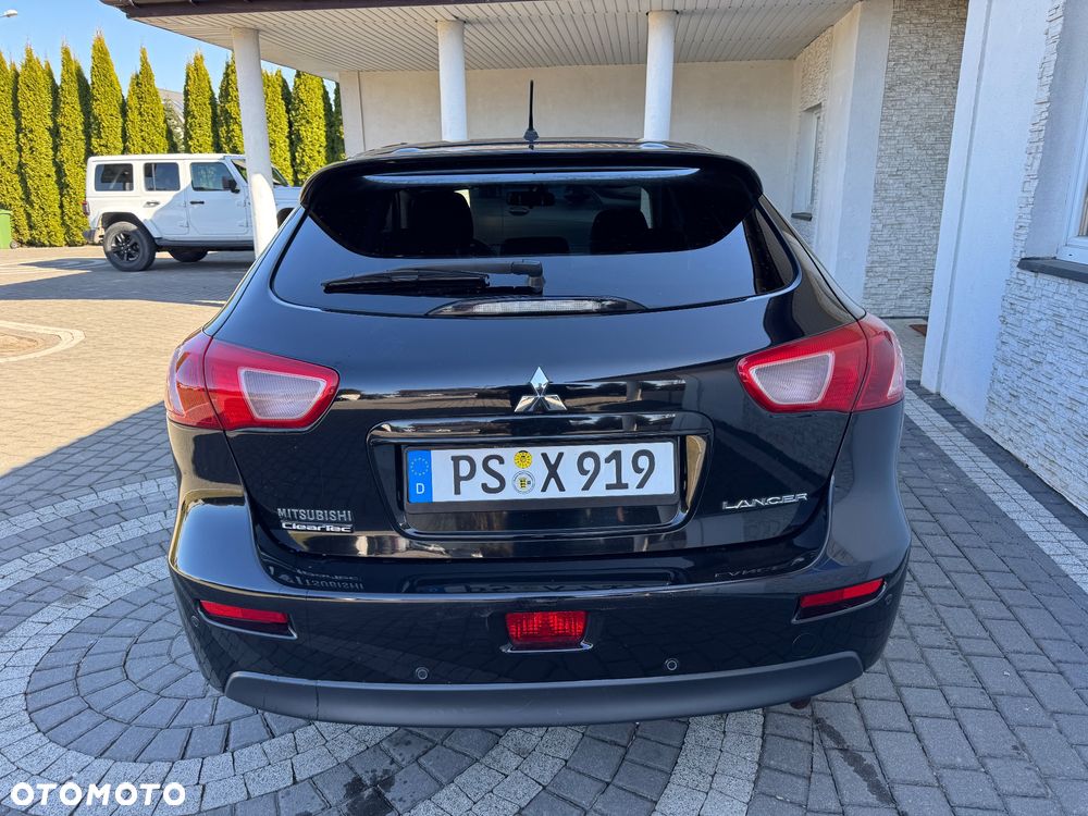 Mitsubishi Lancer 1.6 Invite - 5