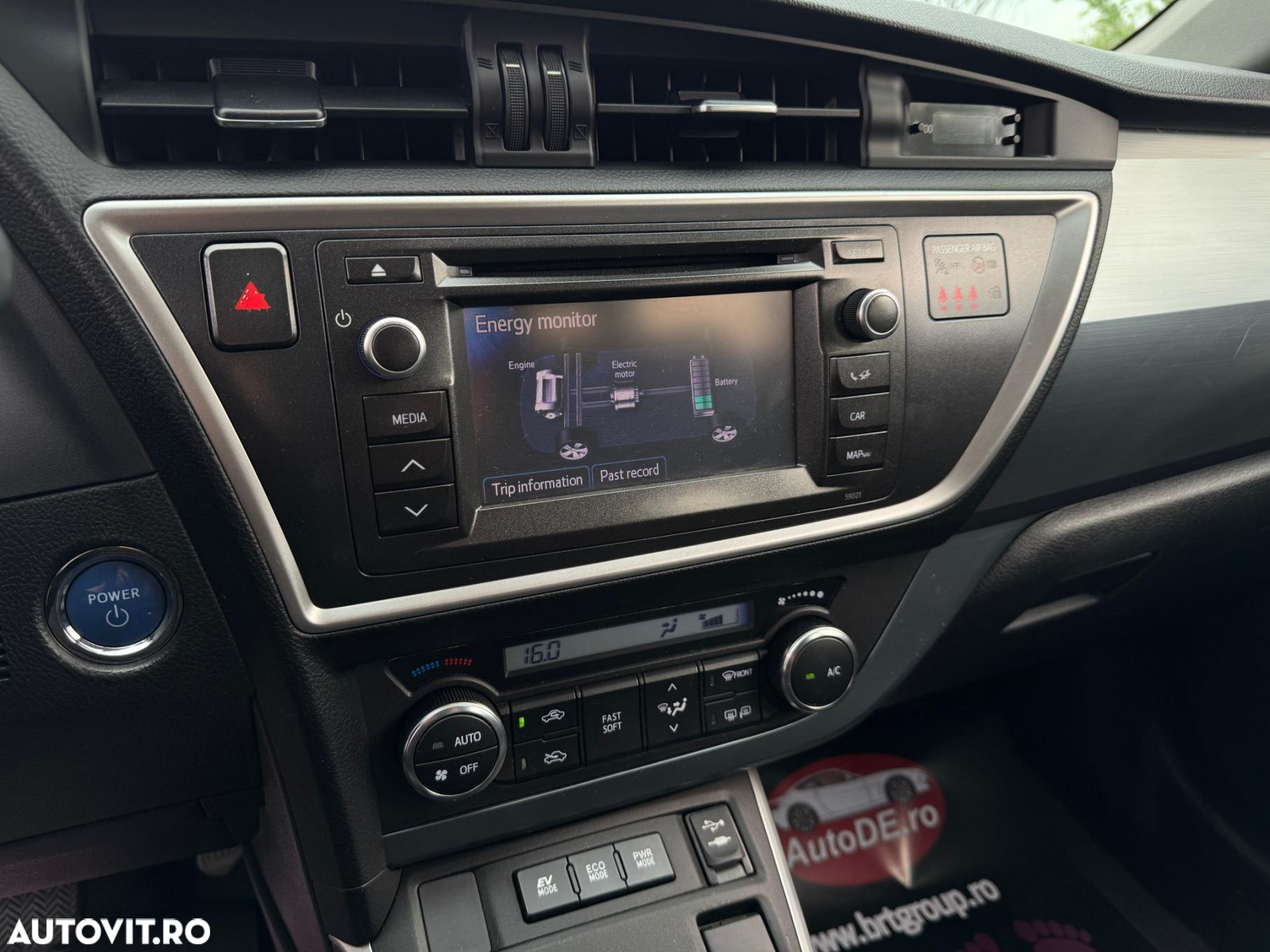 Toyota Auris - 10