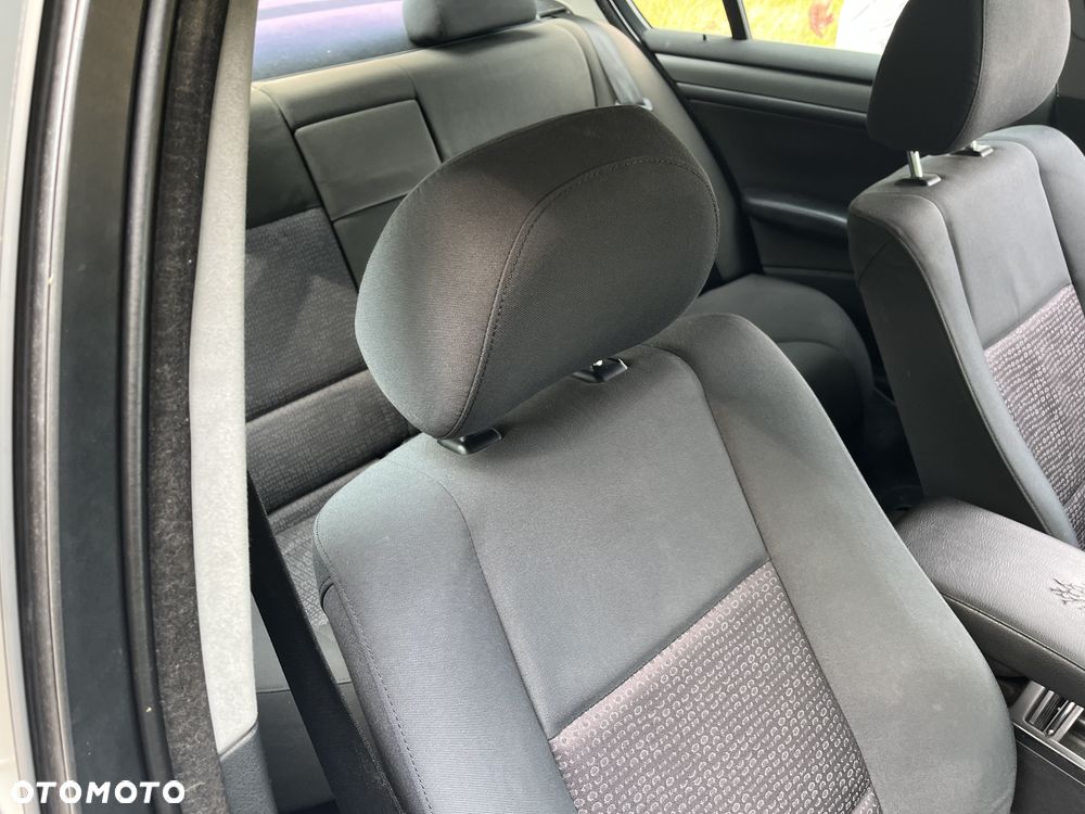 BMW Seria 3 - 11