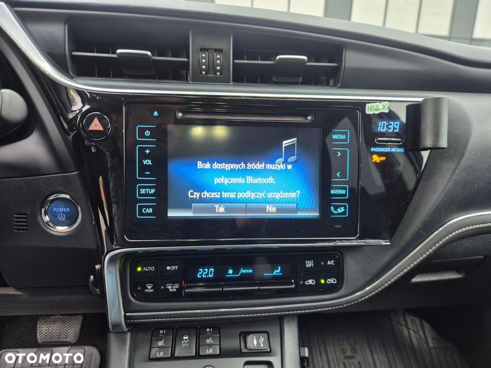 Toyota Auris - 22