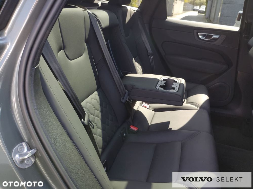 Volvo XC 60 - 21