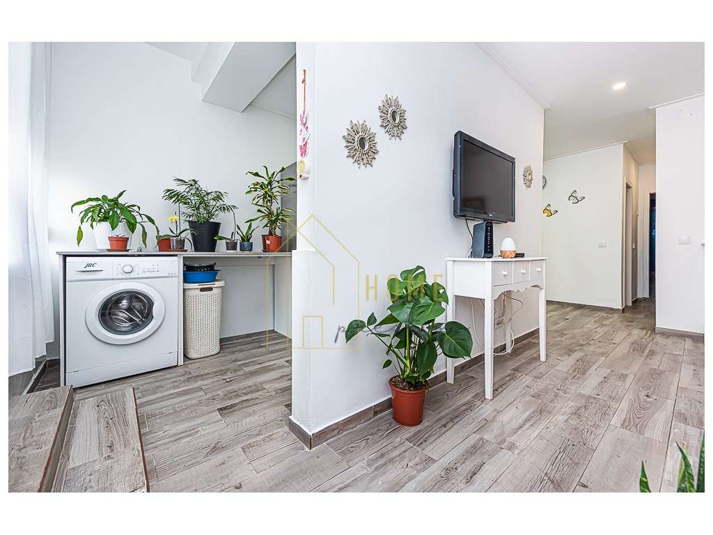 Apartamento T1 Totalmente Remodelado - Grande imagem: 3/14