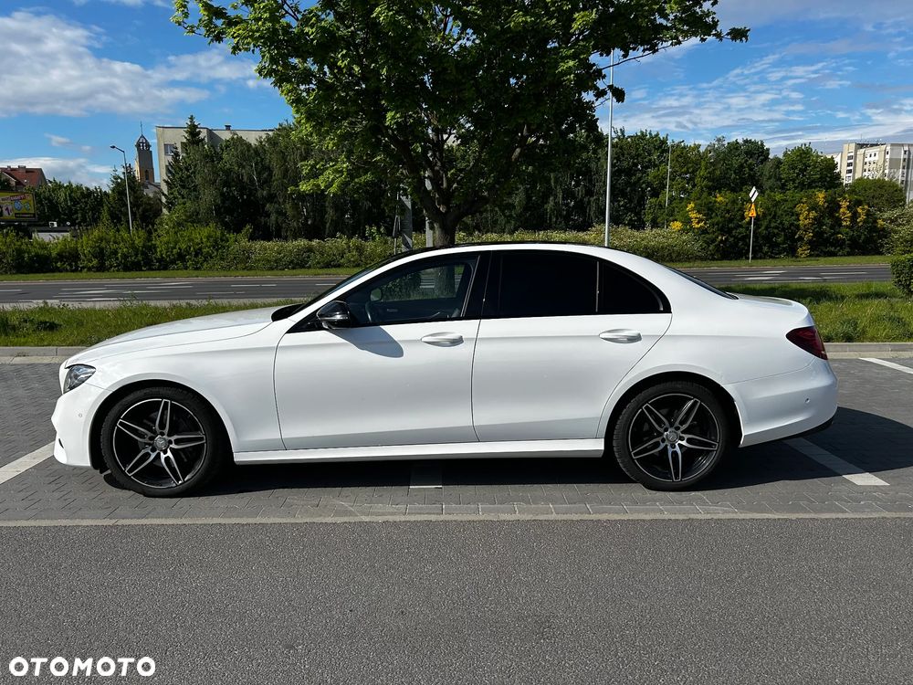 Mercedes-Benz Klasa E 220 d 9G-TRONIC - 3