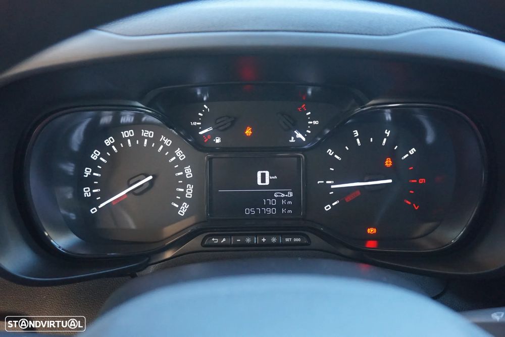 Toyota Proace City 1.5D 102 3 lug. Comfort IVA dedutível - 40