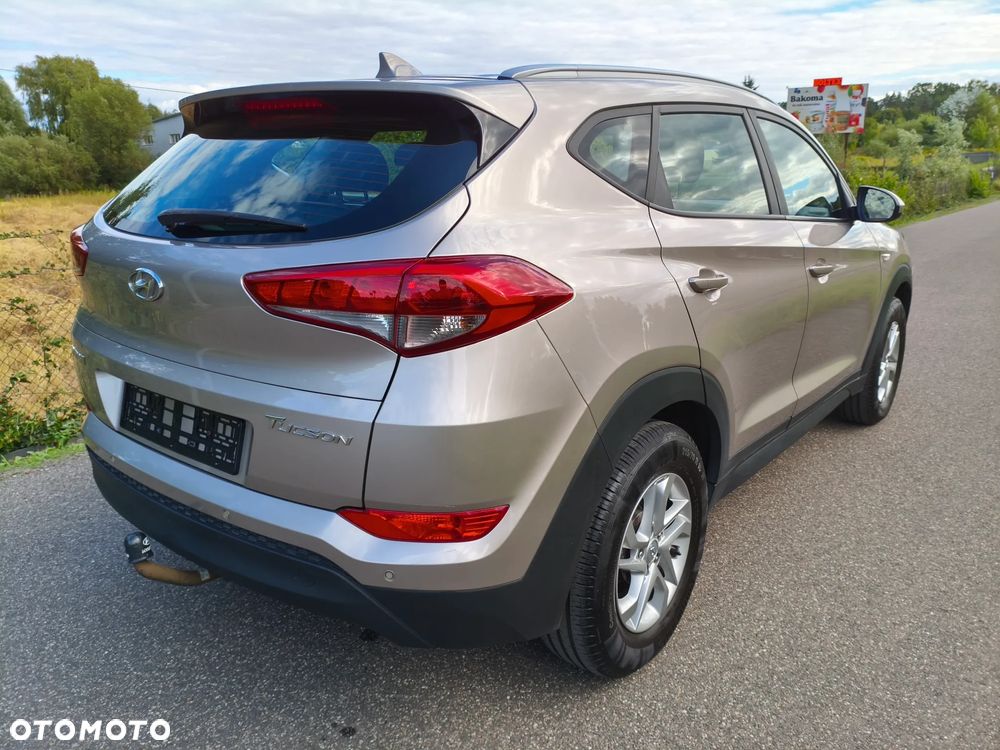 Hyundai Tucson blue 1.6 GDi 2WD Navi - 9