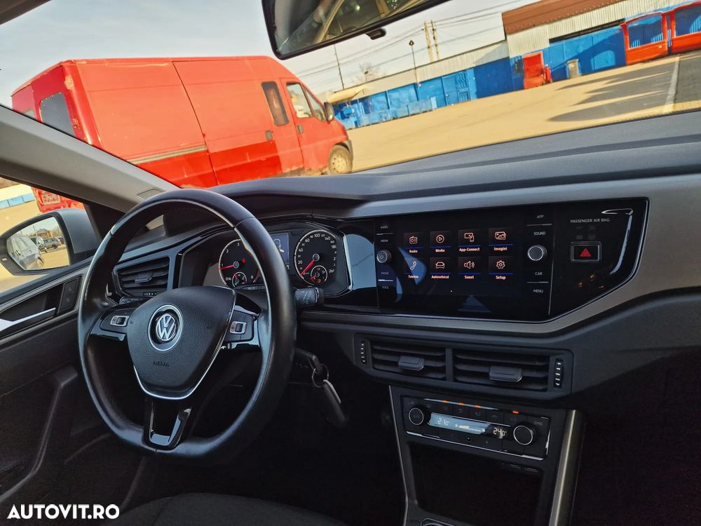 Volkswagen Polo 1.6 TDI SCR Highline - 11