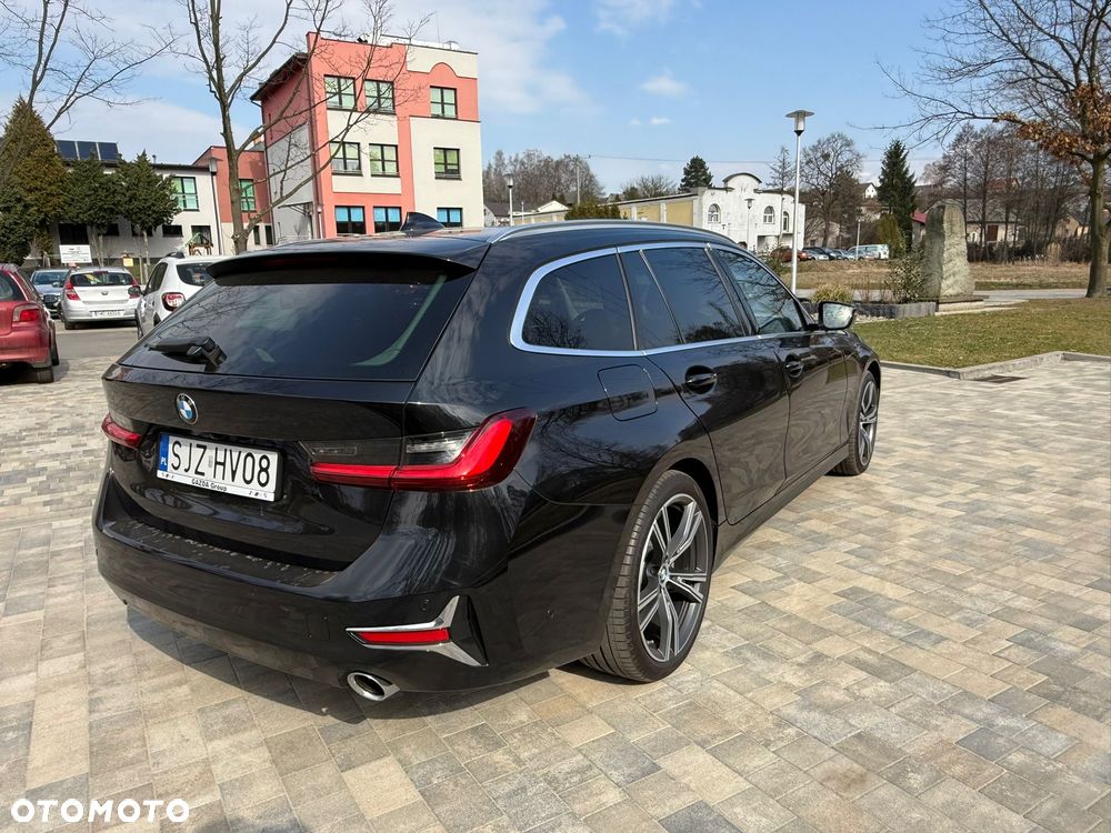 BMW Seria 3 320d xDrive Edition Luxury Line Purity - 6