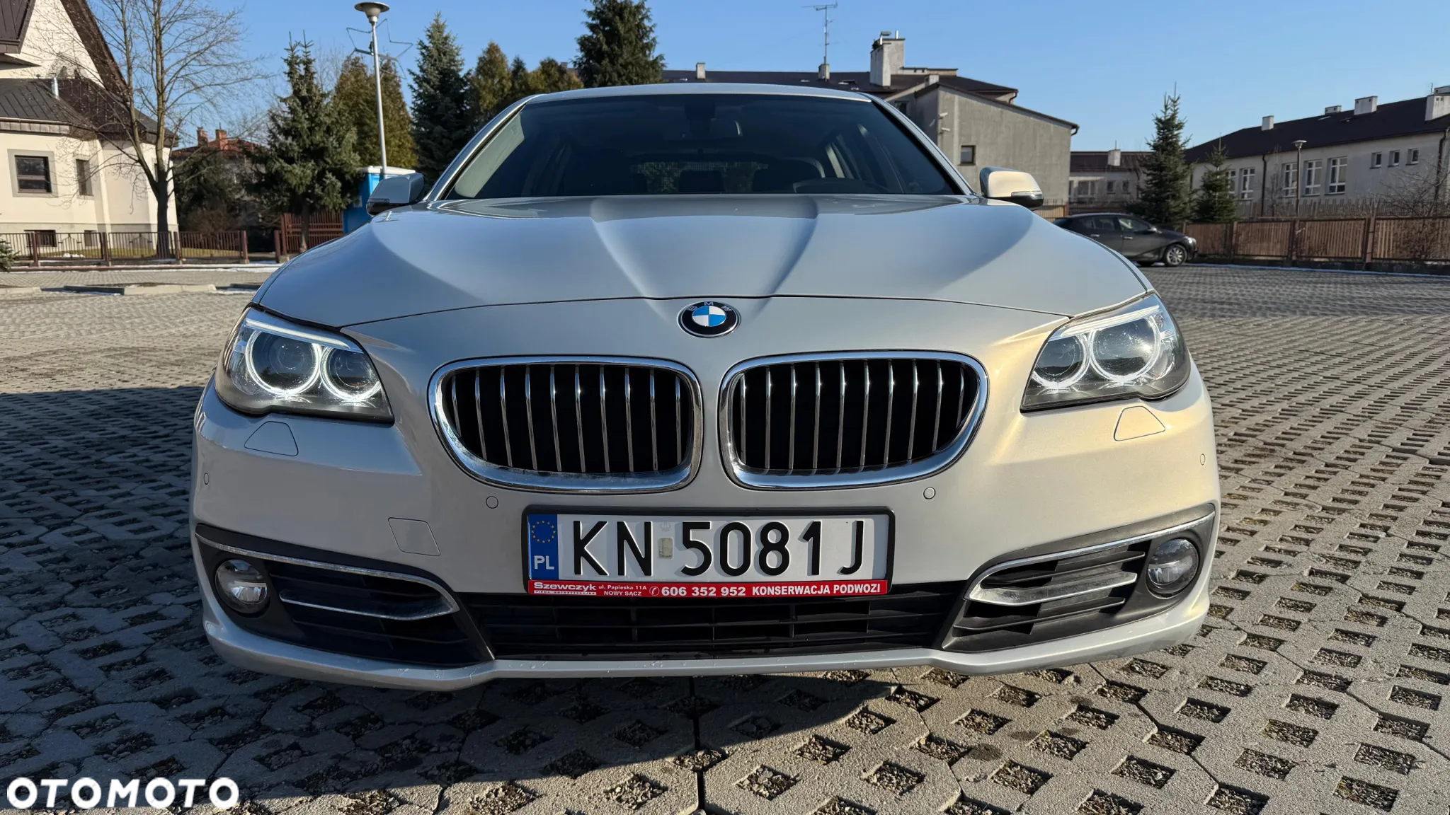 BMW Seria 5 525d xDrive Touring Luxury Line - 9