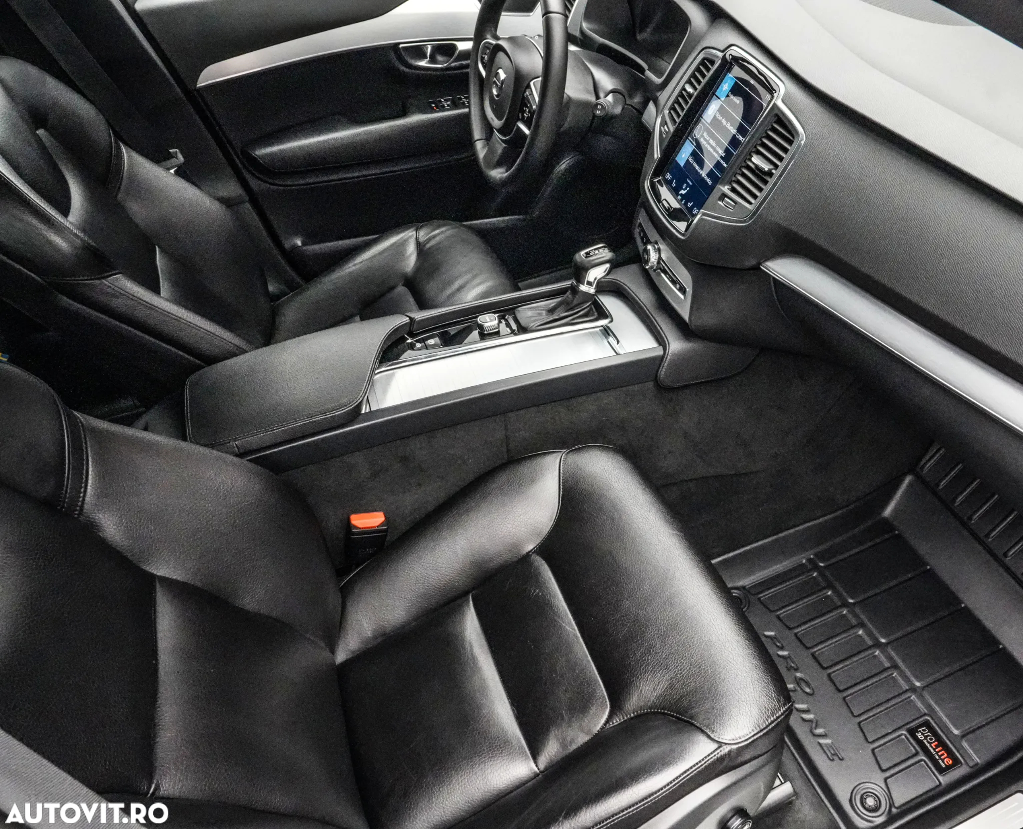 Volvo XC 90 D5 AWD Momentum - 10