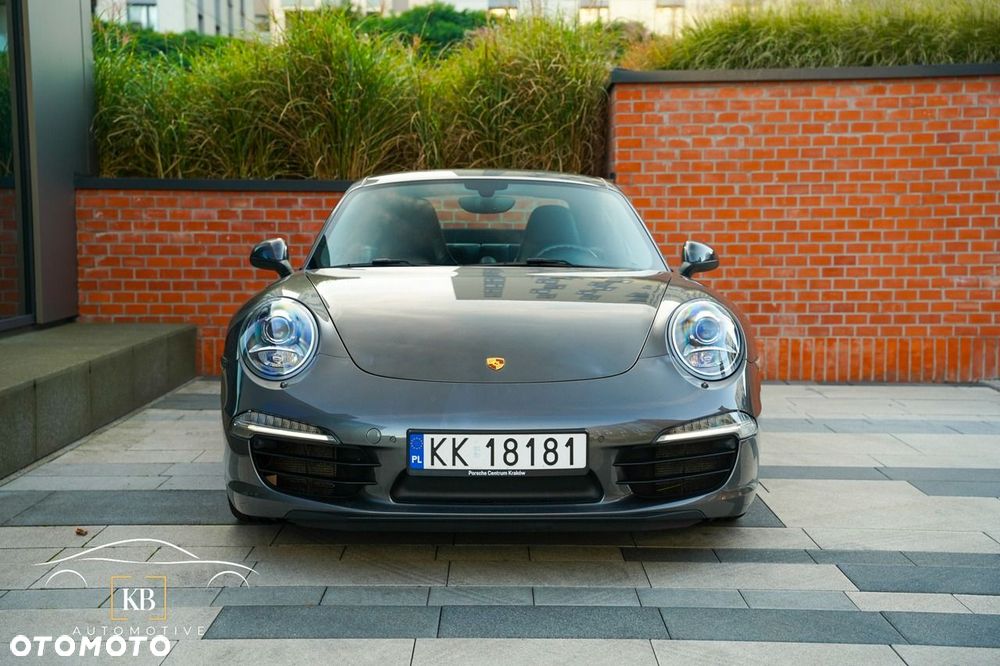 Porsche 911 Carrera S PDK - 36